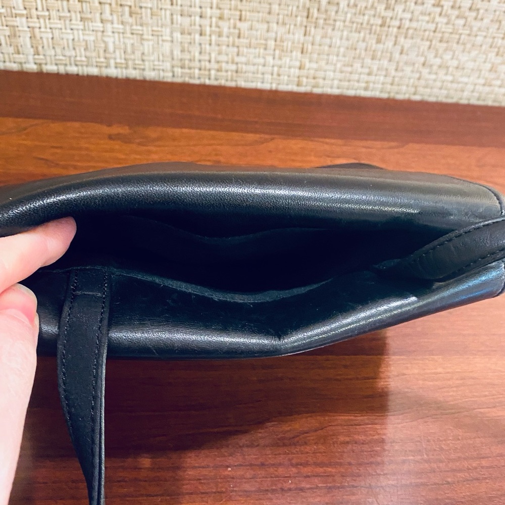 VTG 1990s Nine West Black Leather Shoulder Bag with Credit Card/ID Holders - Picture 9 of 14